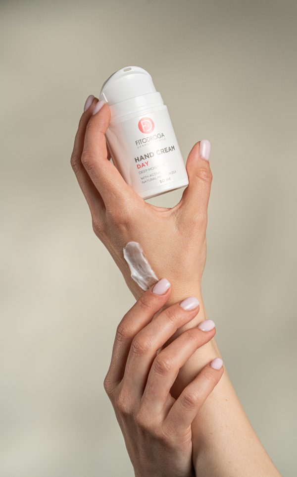 HAND CREAM DAY. DEEP MOISTURE. Mitrinošs dienas roku krēms (50 ml) - Image 3